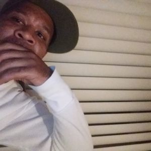 Meet your Posher, Gregory